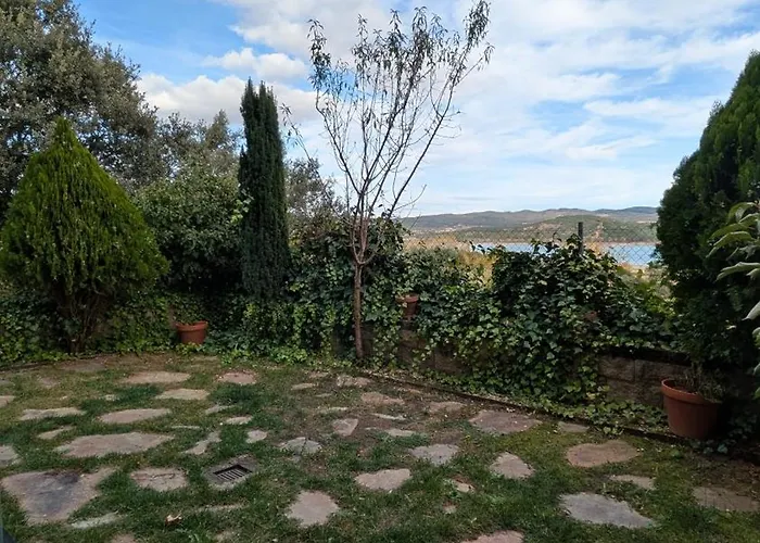 La Casa Del Con Vistas A Montañas Chalet