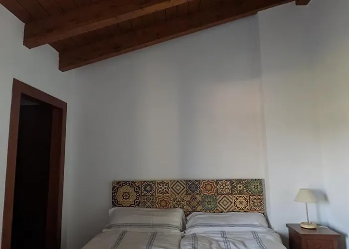 La Casa Del Con Vistas A Montañas Chalet