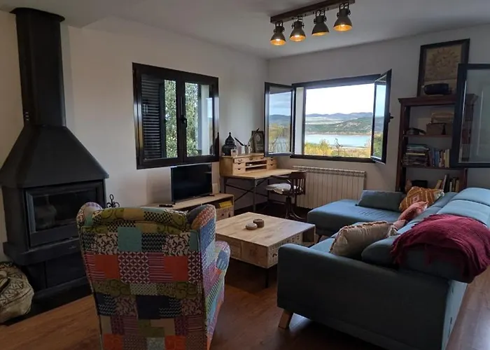 Chalet La Casa Del Con Vistas A Montañas *